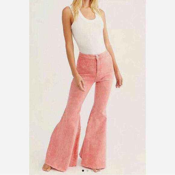 Free People Prairie Pink Float On Flare Jeans - Picture 2 of 5